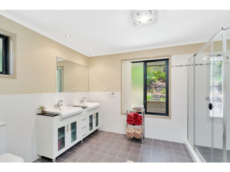9 Venn Court, Mount Nathan QLD 4211