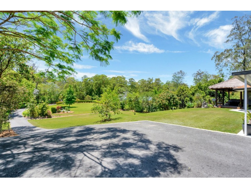 9 Venn Court, Mount Nathan QLD 4211