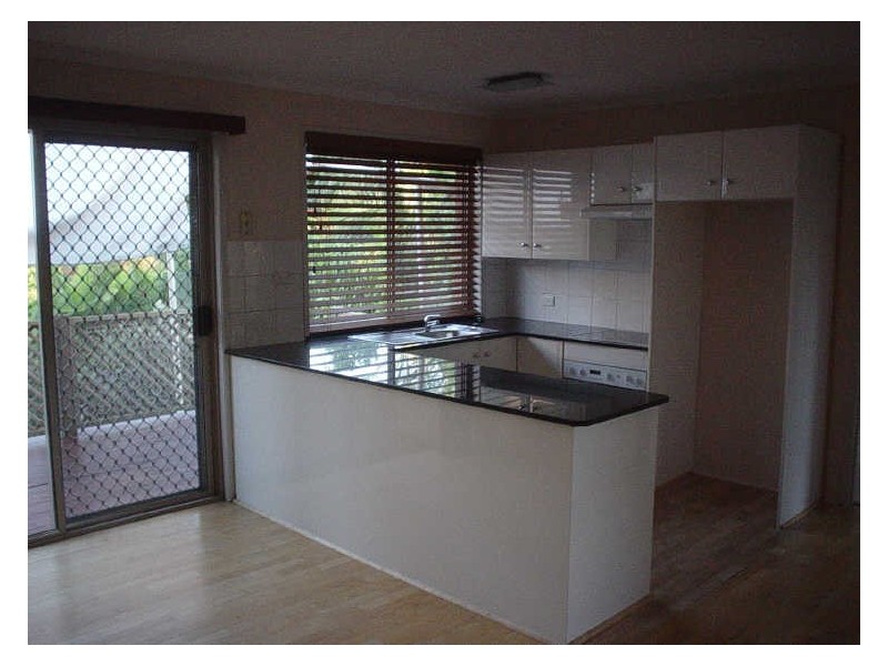 13 Issell Place, Highland Park QLD 4211