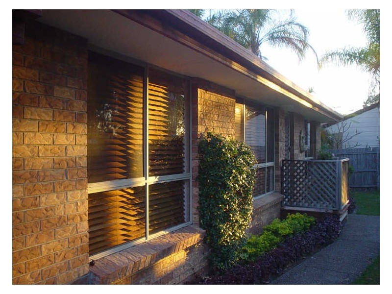 13 Issell Place, Highland Park QLD 4211