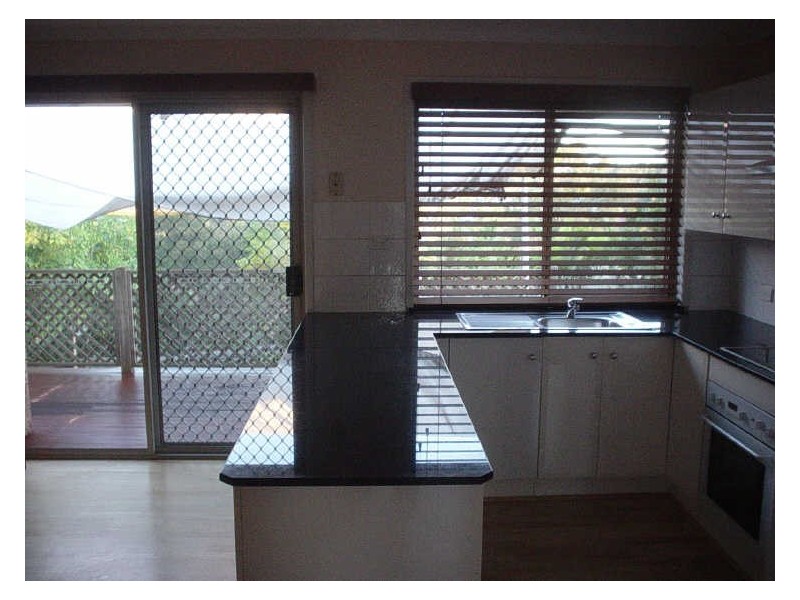 13 Issell Place, Highland Park QLD 4211