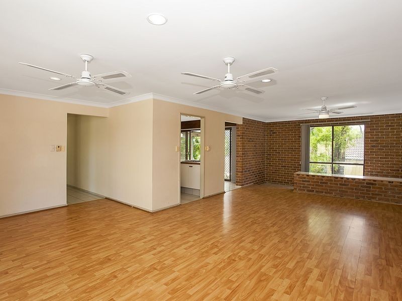 22 Whitian Drive, Carrara QLD 4211