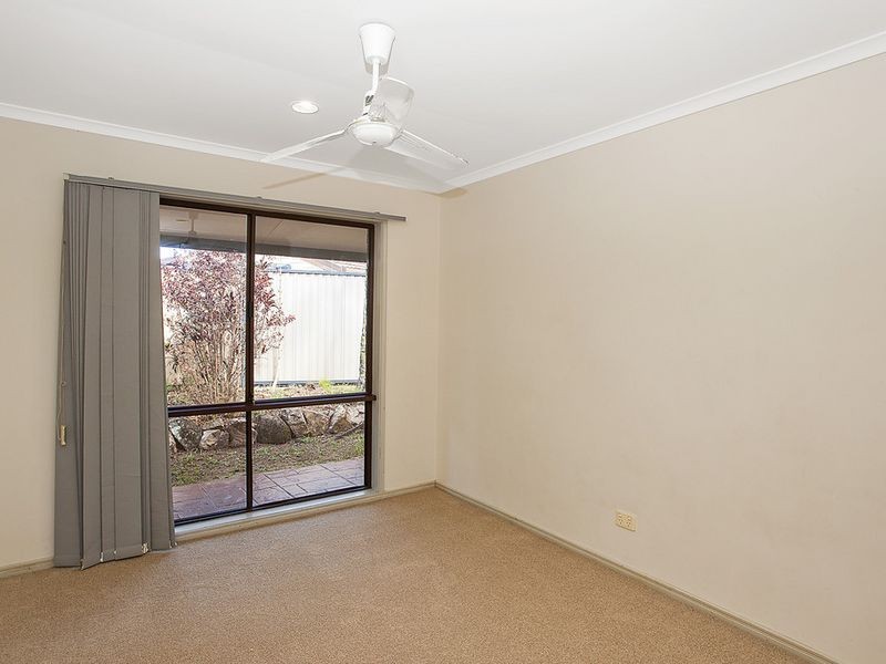 22 Whitian Drive, Carrara QLD 4211