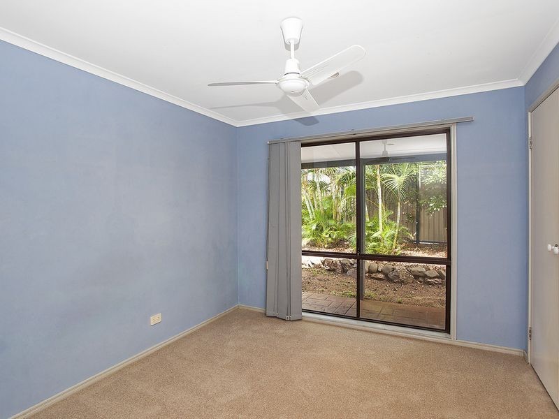 22 Whitian Drive, Carrara QLD 4211