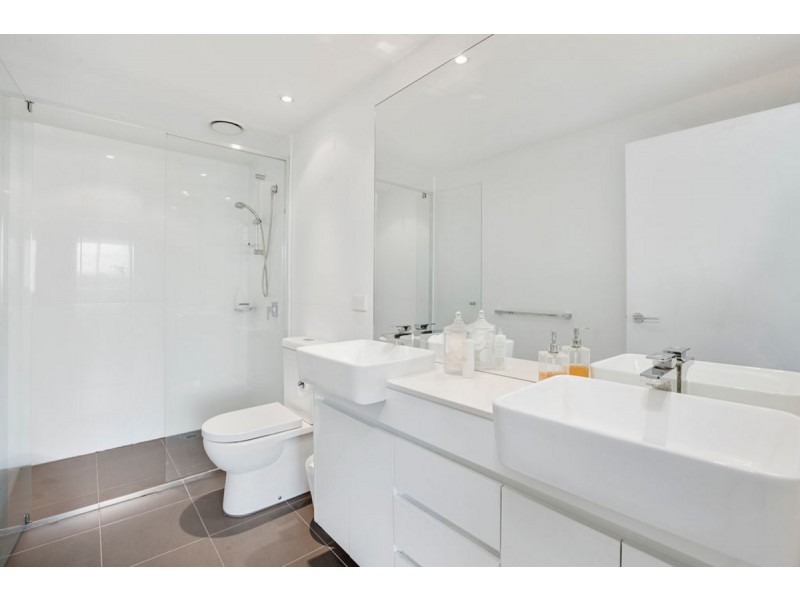 503/15 Compass Drive, Biggera Waters QLD 4216