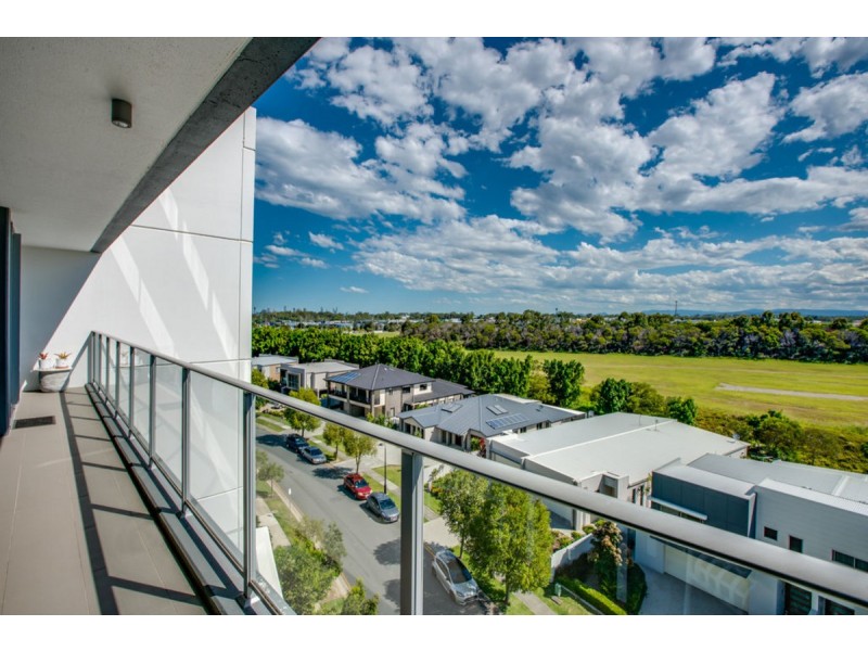 503/15 Compass Drive, Biggera Waters QLD 4216