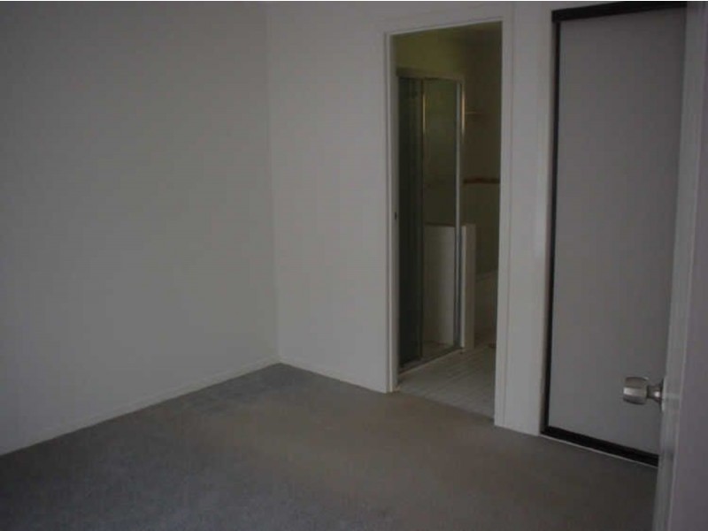 82 The Domain, Nerang QLD 4211