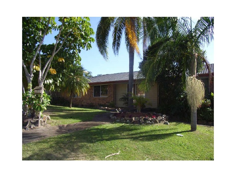 7 Explorers Way, Worongary QLD 4213