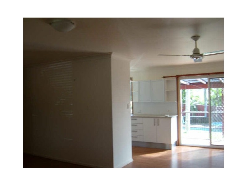 7 Explorers Way, Worongary QLD 4213