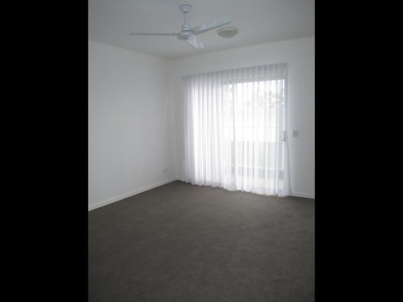 64/1 Boulton Drive, Nerang QLD 4211