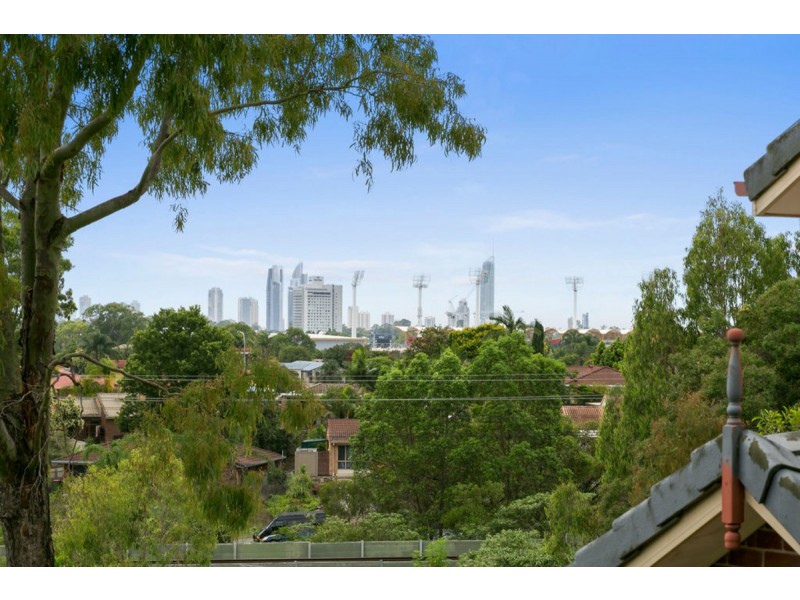 34 Paddington Drive, Carrara QLD 4211