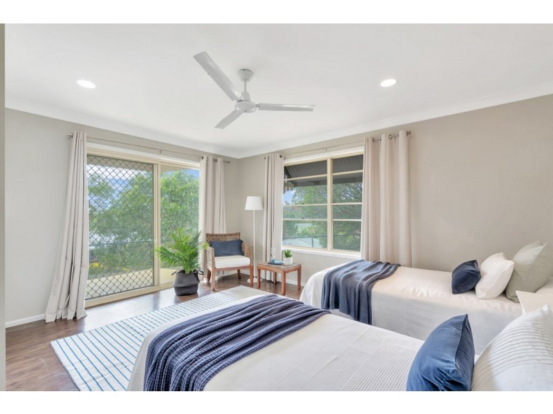 34 Paddington Drive, Carrara QLD 4211