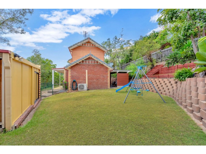 34 Paddington Drive, Carrara QLD 4211