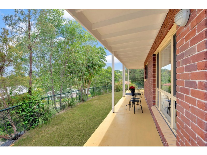 34 Paddington Drive, Carrara QLD 4211