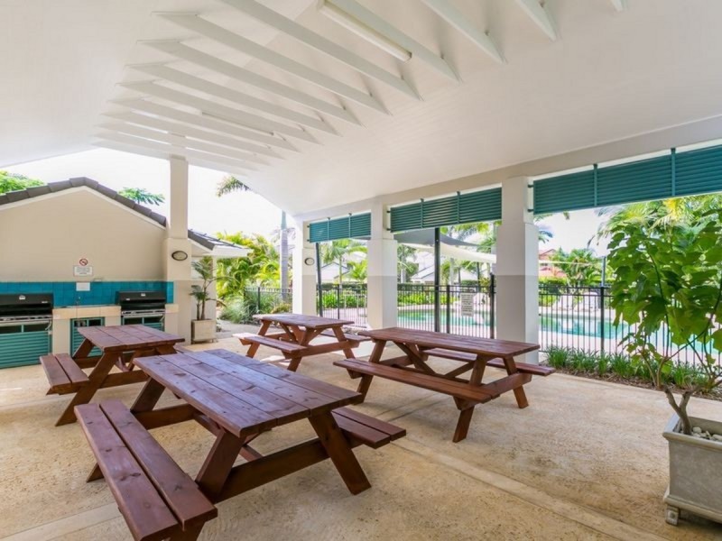 7/11 Eden Court, Nerang QLD 4211