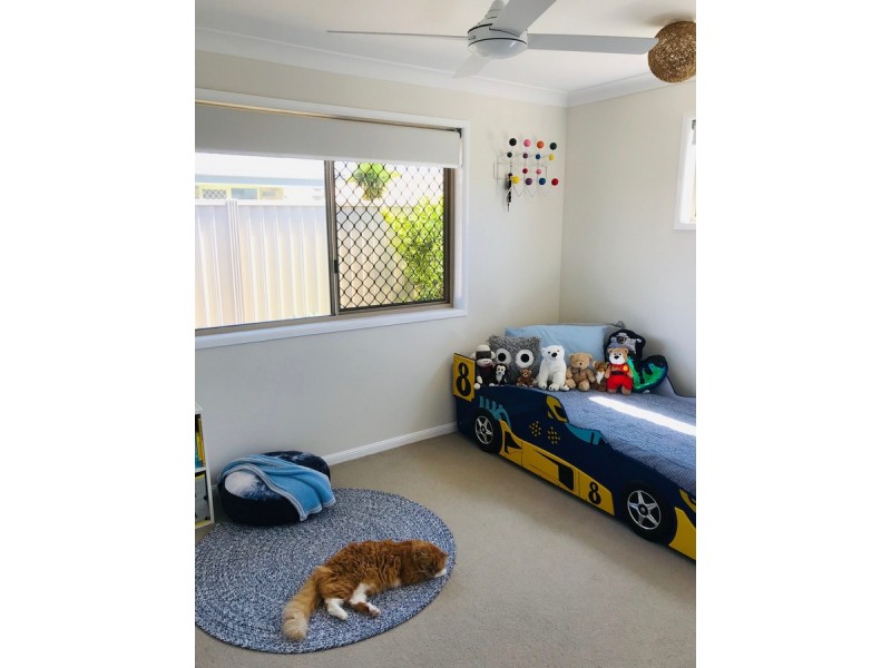 10 Agave Street, Elanora QLD 4221