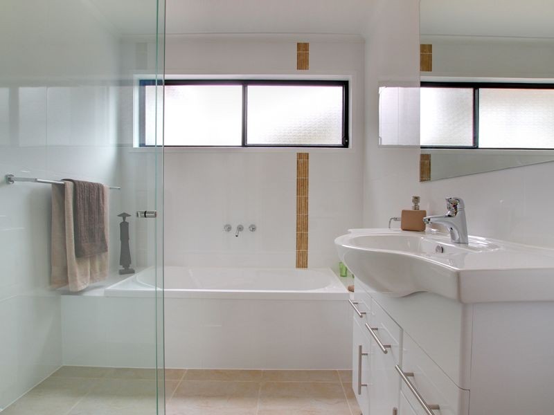 24 Marble Drive, Carrara QLD 4211