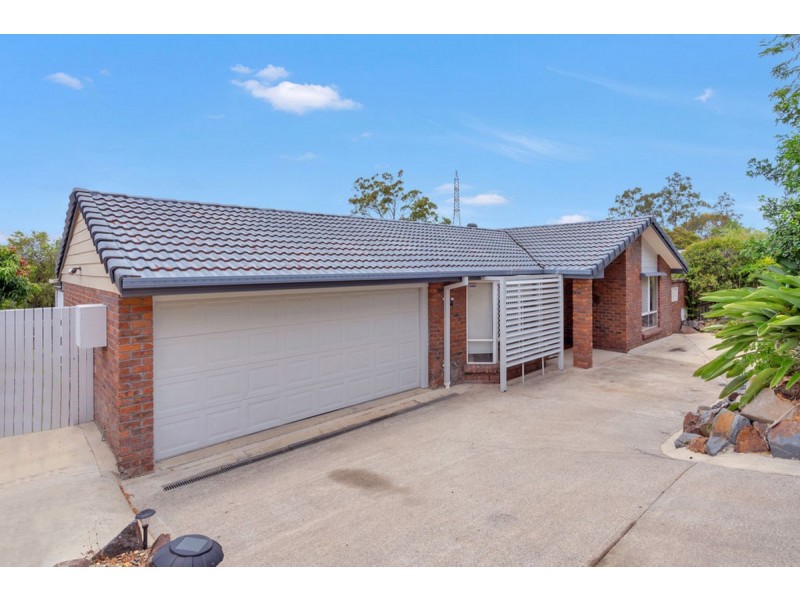 125 Explorers Way, Highland Park QLD 4211