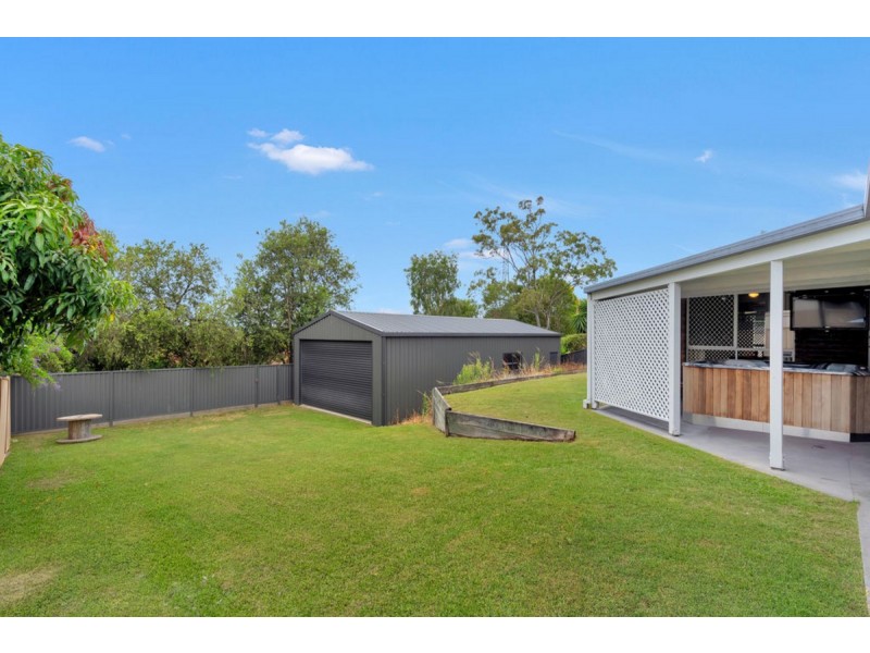 125 Explorers Way, Highland Park QLD 4211