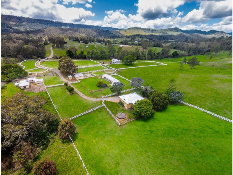 89 Rowe Road, Ferny Glen QLD 4275