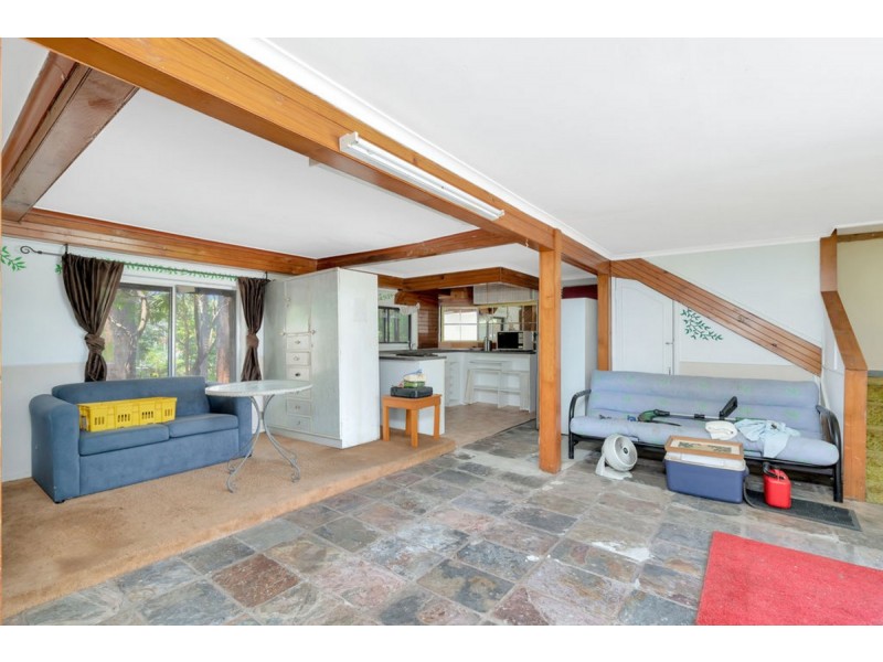 52 Mitchell Avenue, Molendinar QLD 4214