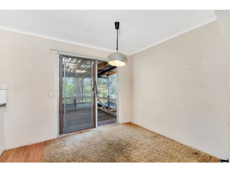 52 Mitchell Avenue, Molendinar QLD 4214