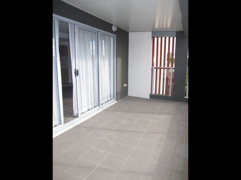 64/1 Boulton Drive, Nerang QLD 4211