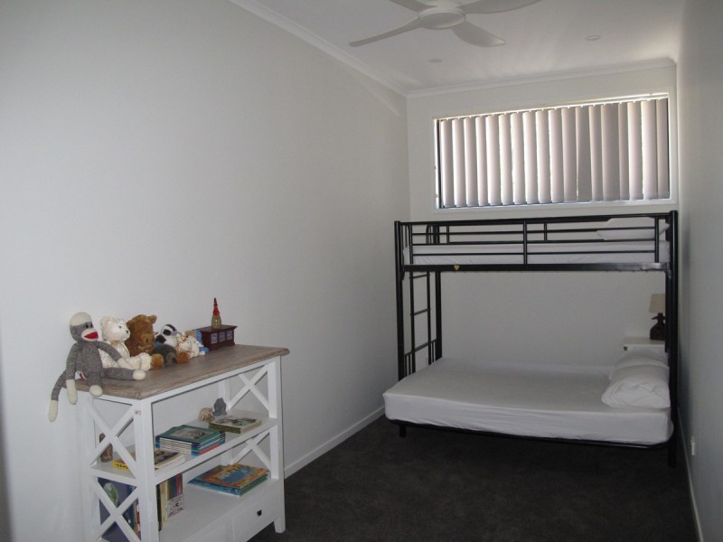 57 Birdlife Court, Nerang QLD 4211