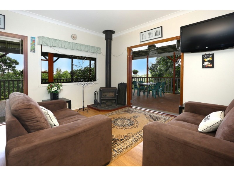 1836 Beechmont Road, Beechmont QLD 4211