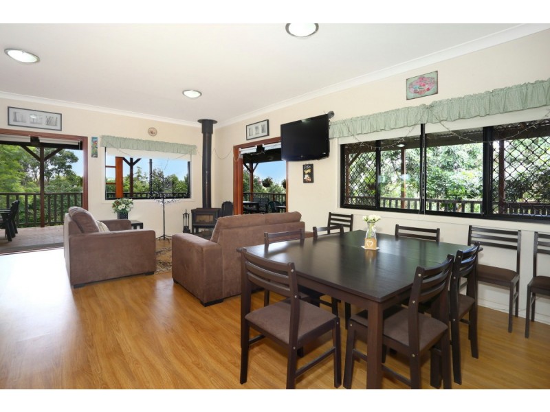 1836 Beechmont Road, Beechmont QLD 4211