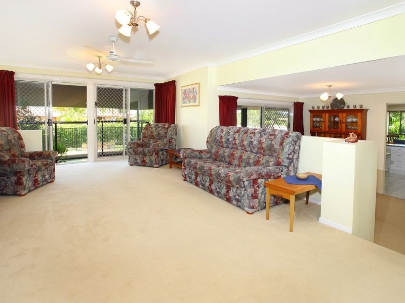 2 Hampstead Court, Highland Park QLD 4211