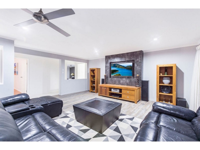 2 Burley Griffin Drive, Maudsland QLD 4210