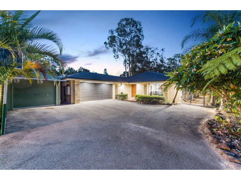 2 Burley Griffin Drive, Maudsland QLD 4210
