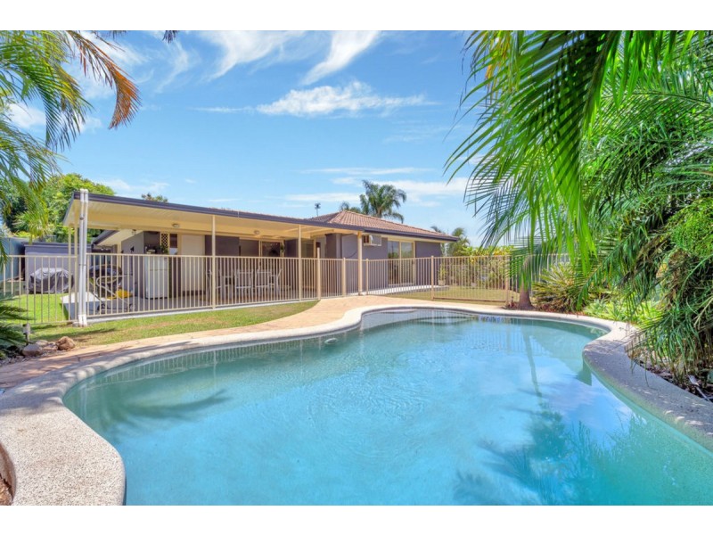 10 Avonbury Court, Carrara QLD 4211