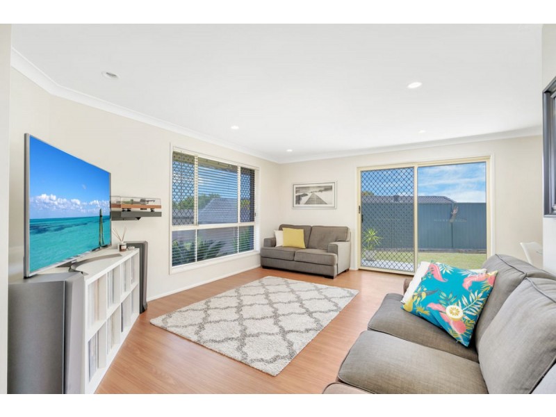 10 Avonbury Court, Carrara QLD 4211