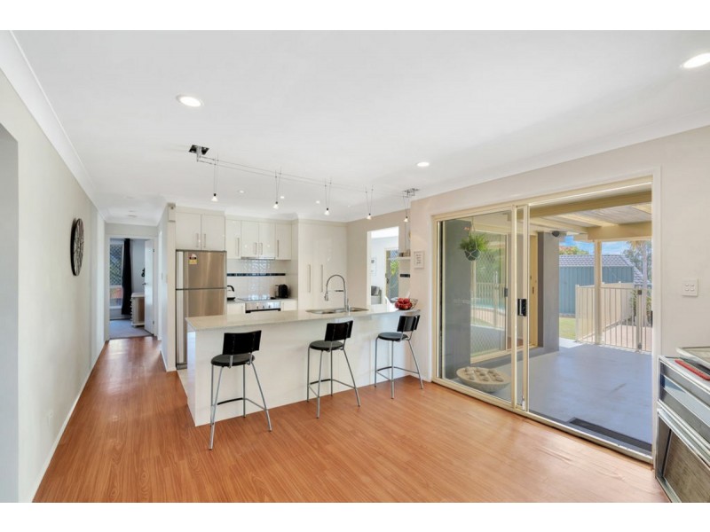 10 Avonbury Court, Carrara QLD 4211