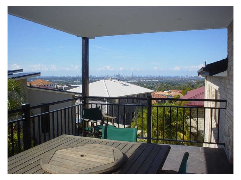 15 Marriott Way, Highland Park QLD 4211