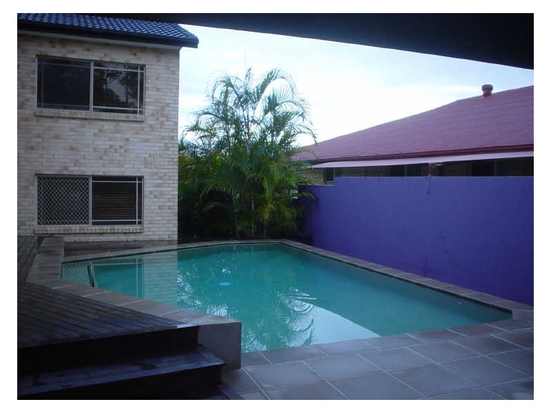 15 Marriott Way, Highland Park QLD 4211