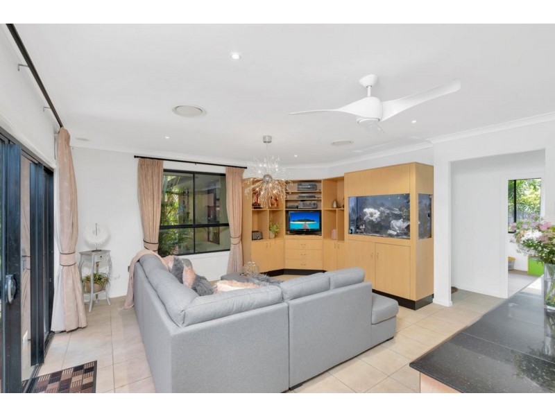 53 Crane Crescent, Nerang QLD 4211