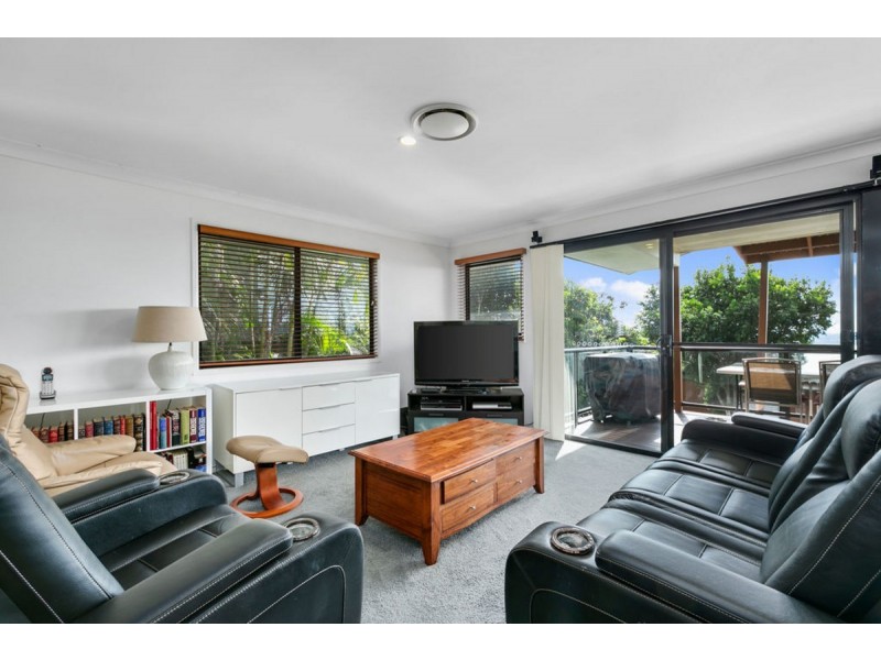 28/2 Ridgeline Way, Highland Park QLD 4211