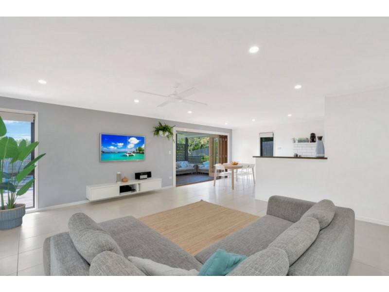 7 Mayjohn Avenue, Carrara QLD 4211