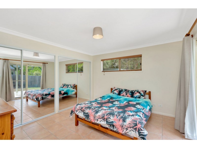 24 Debbie Way, Nerang QLD 4211