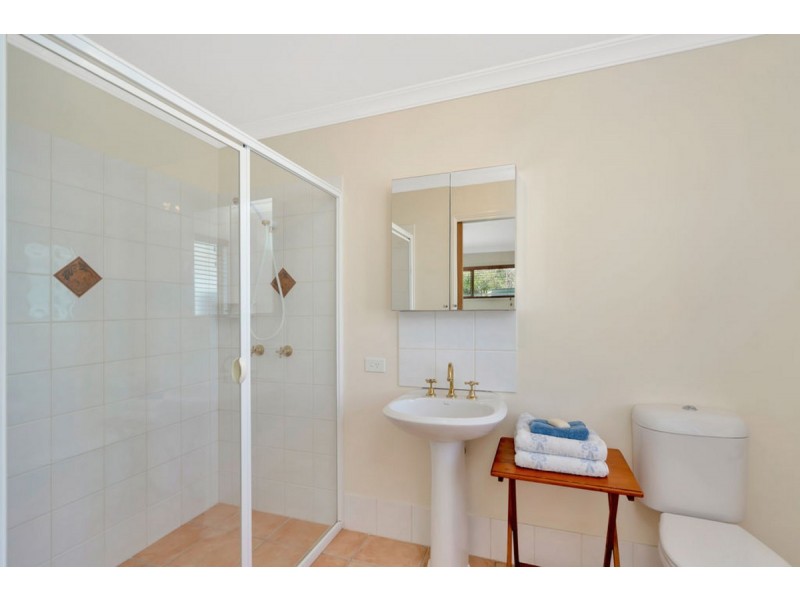 24 Debbie Way, Nerang QLD 4211