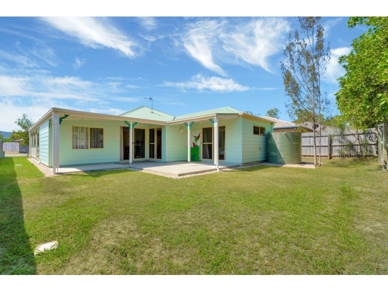 24 Debbie Way, Nerang QLD 4211