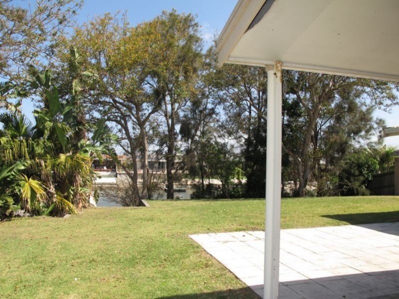 74 Salerno Street, Surfers Paradise QLD 4217