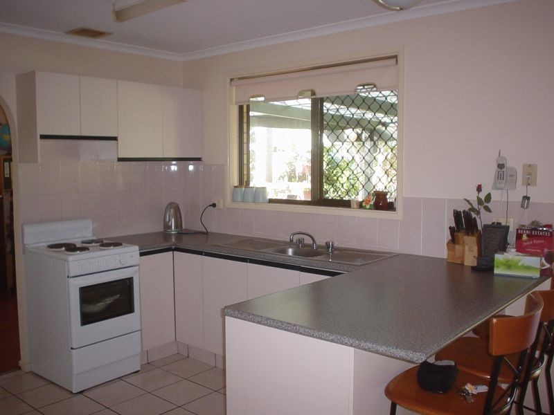 27 Jabiluka Drive, Highland Park QLD 4211