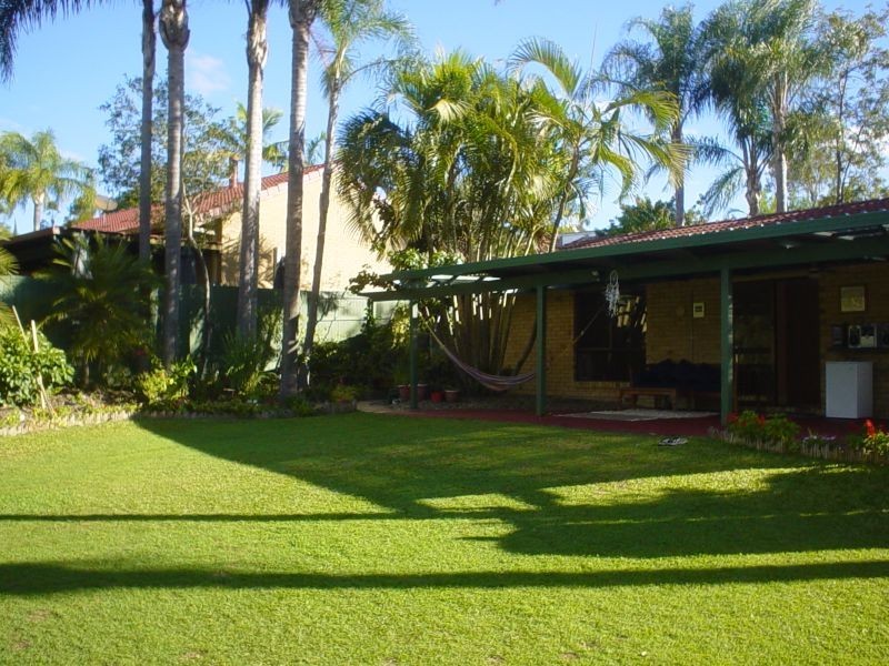 27 Jabiluka Drive, Highland Park QLD 4211