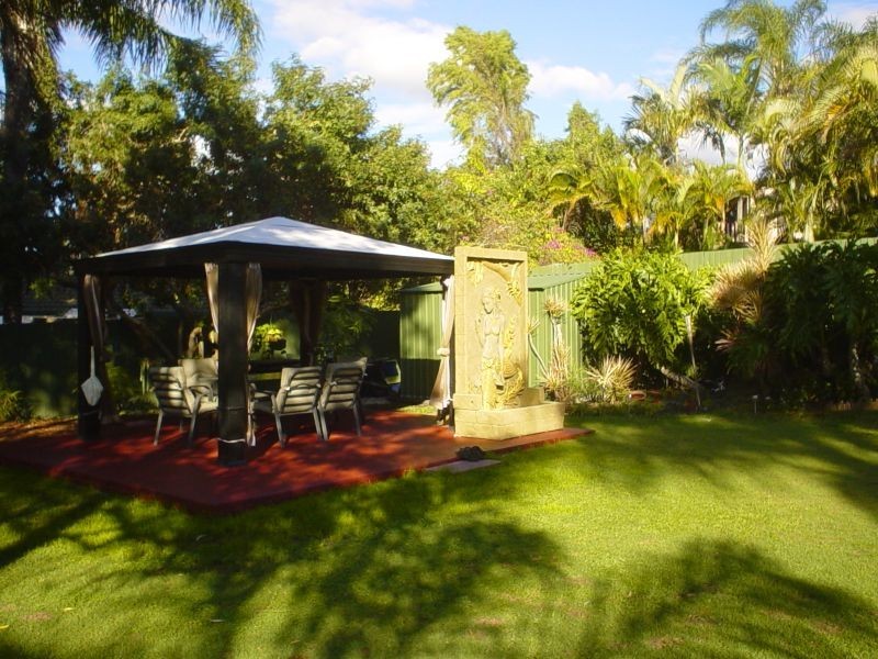 27 Jabiluka Drive, Highland Park QLD 4211
