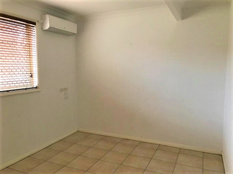 33 Tristania Way, Highland Park QLD 4211