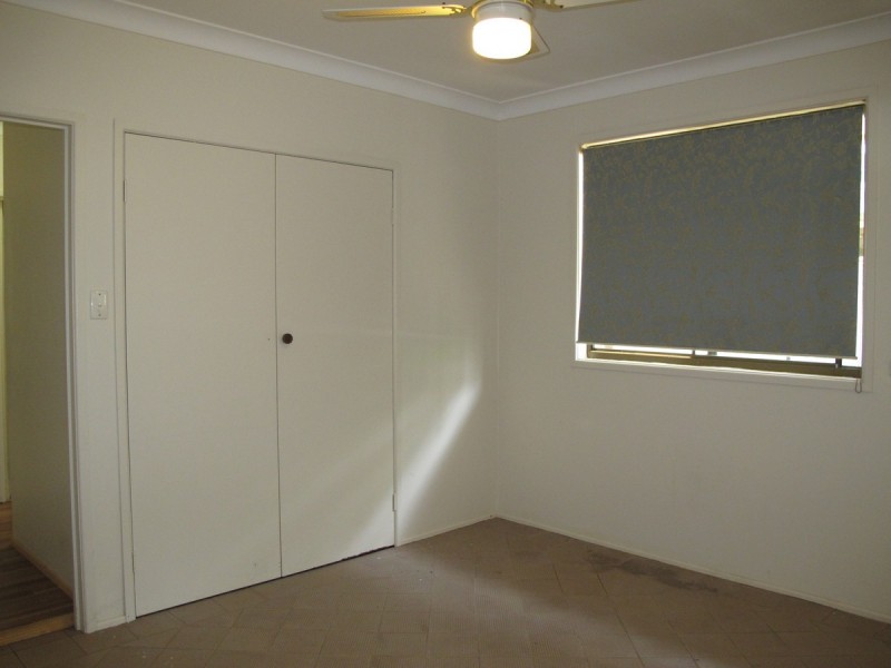 16 Josephine Terrace, Highland Park QLD 4211